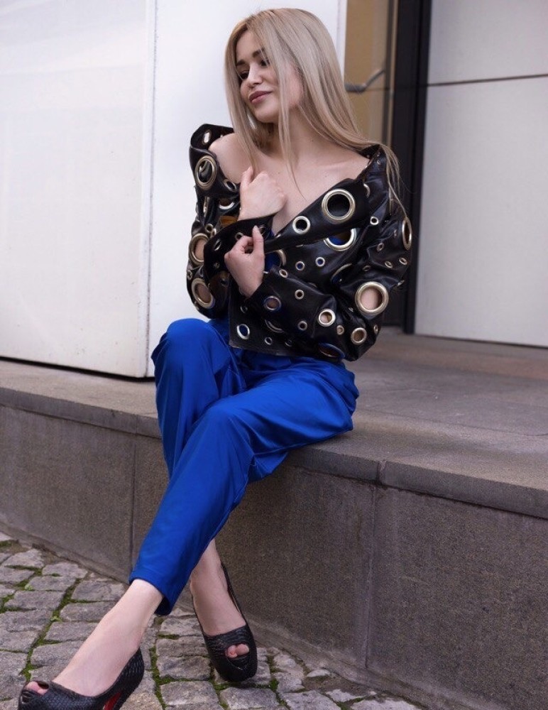 Индивидуалка Вика главное фото в городе Великие Луки 