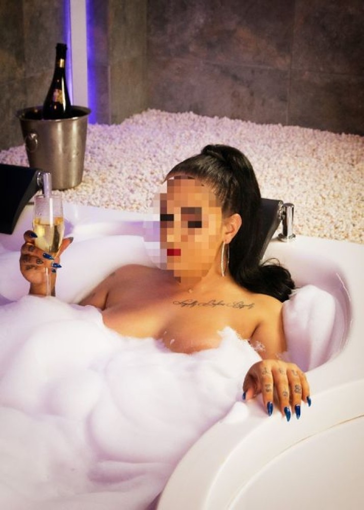 Индивидуалка Дина фото № 2 в городе Великие Луки